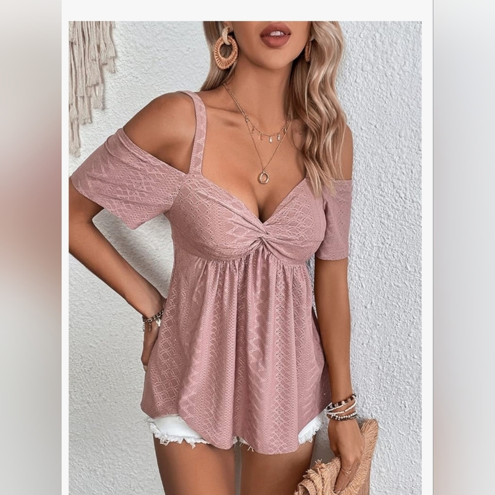 NWT Flowy Blush Emmery Rose Cold Shoulder Top